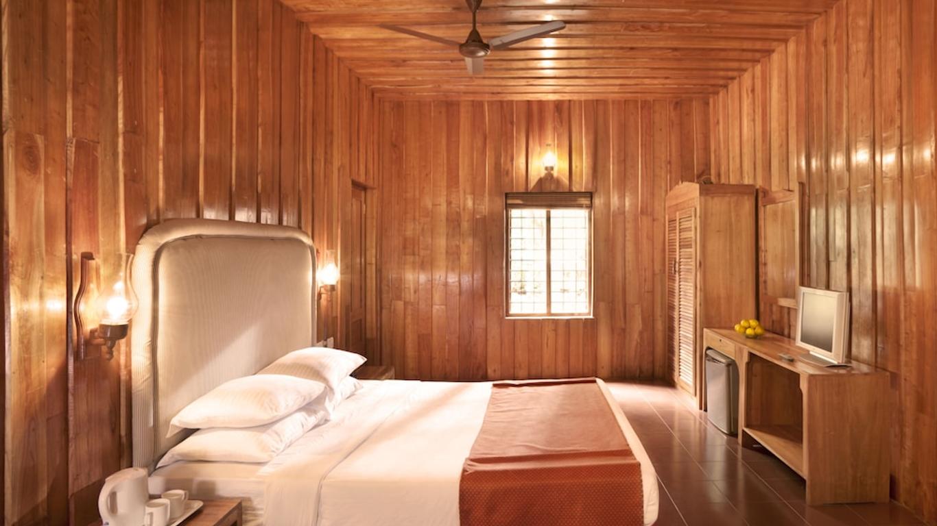 Thekkady - Woods n Spice