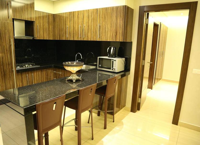 Kitchen Photo