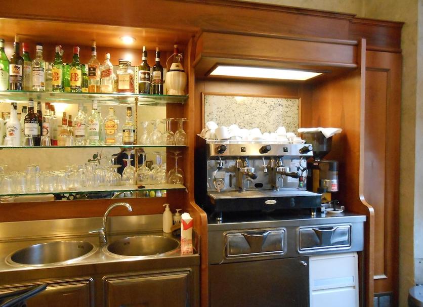 Bar Photo