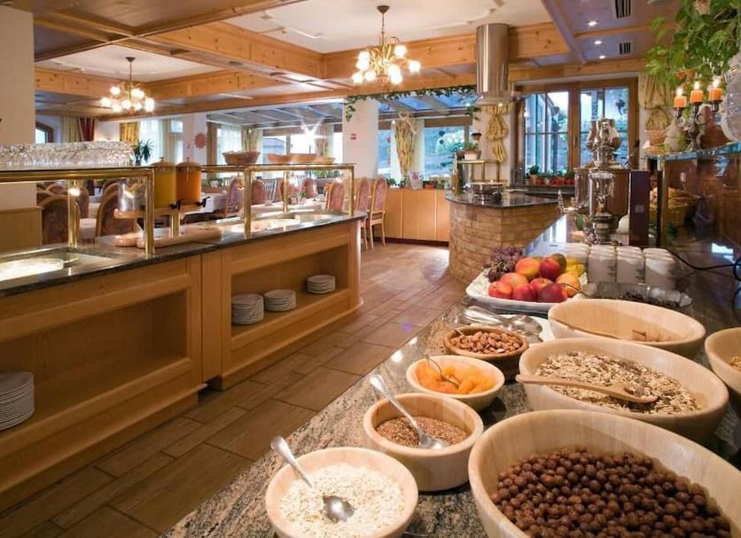 Buffet Photo