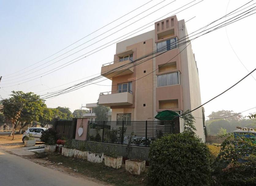 Building Photo