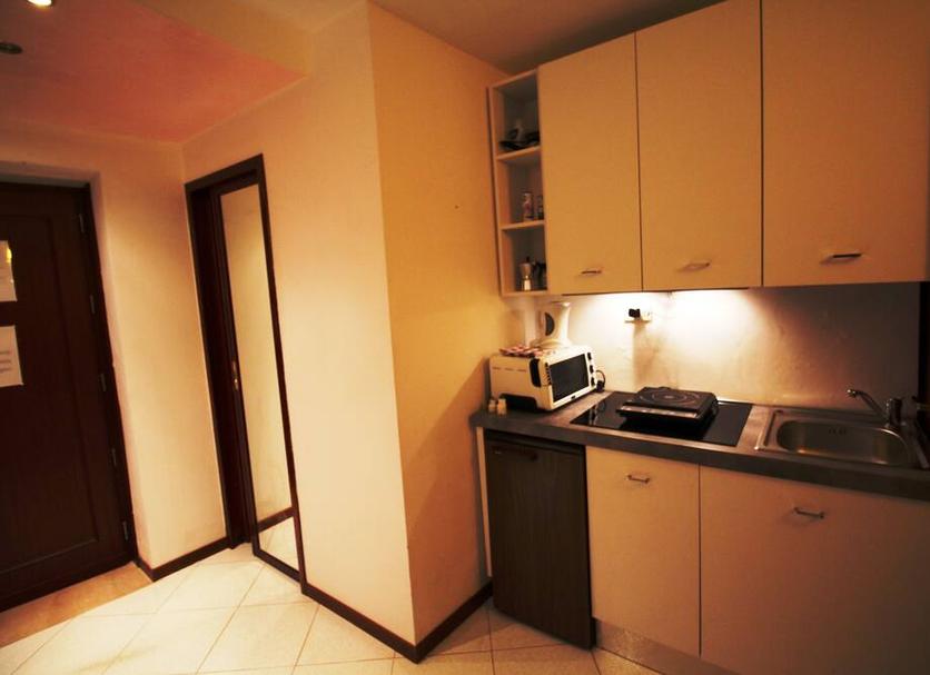 Kitchen Photo