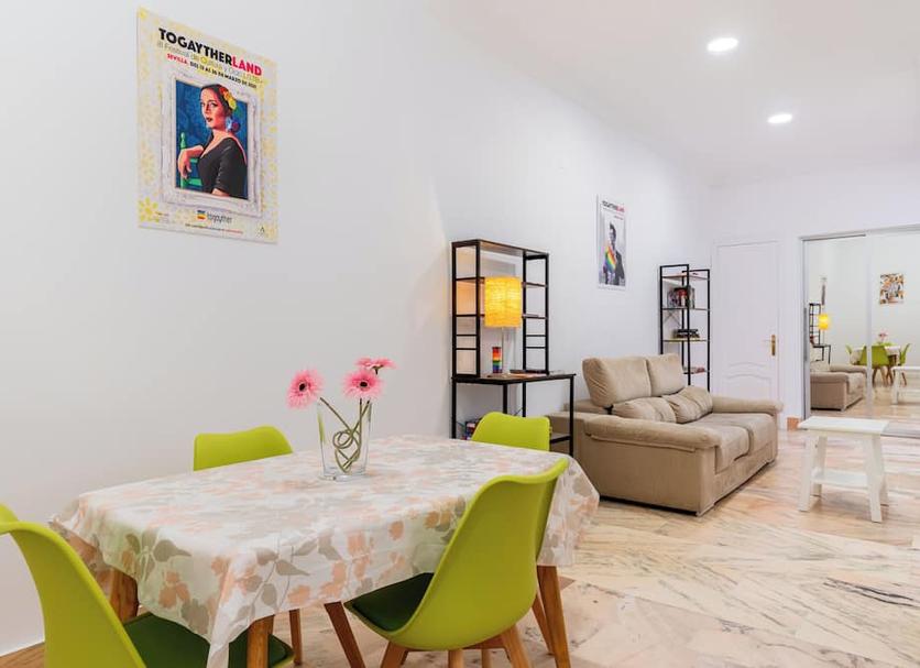 Dining room Photo