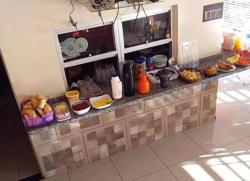 Buffet Photo