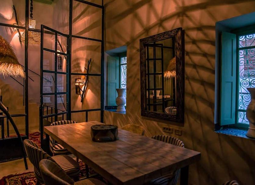 Dining room Photo
