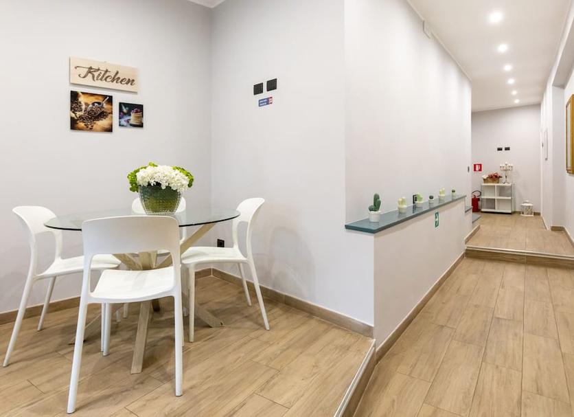 Dining room Photo