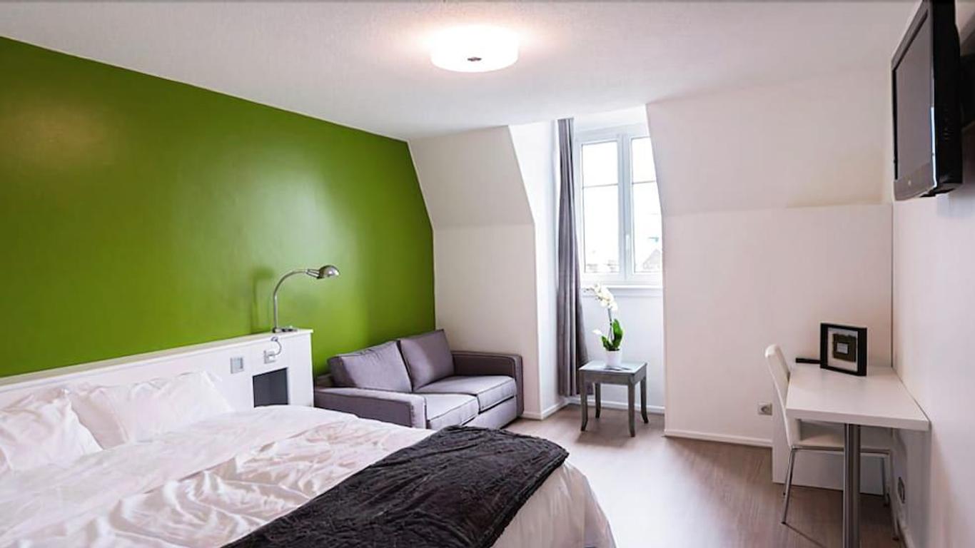 Hotel Les Poteaux Carres