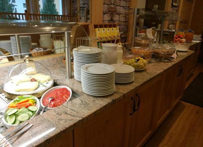 Buffet Photo