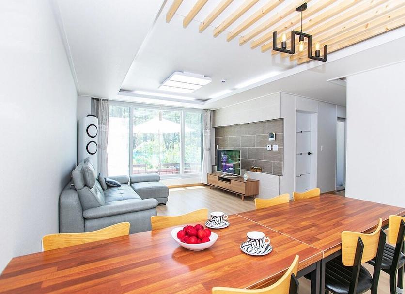 Dining room Photo