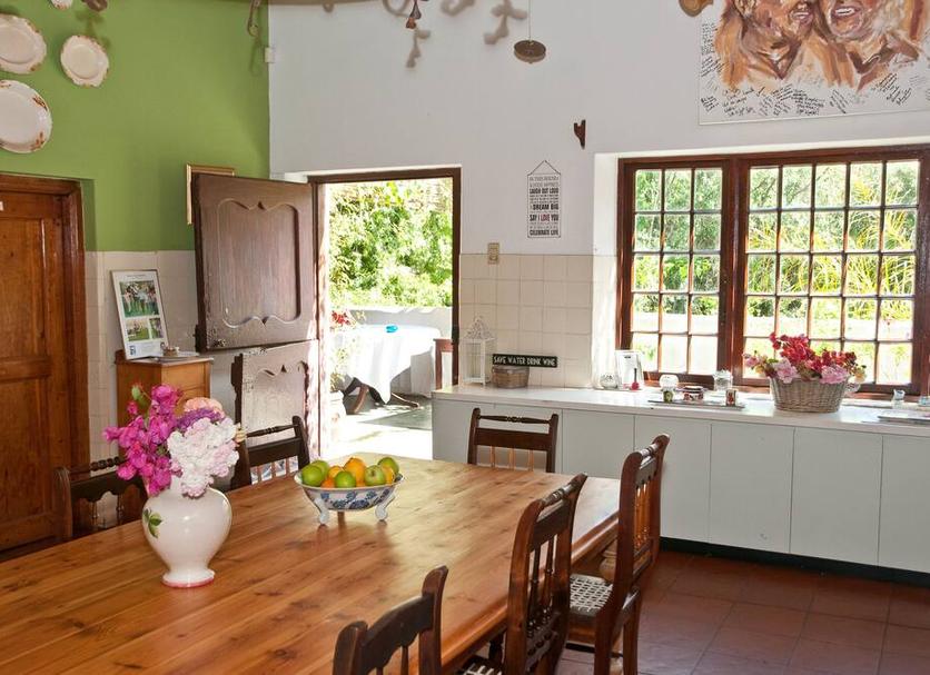 Dining room Photo