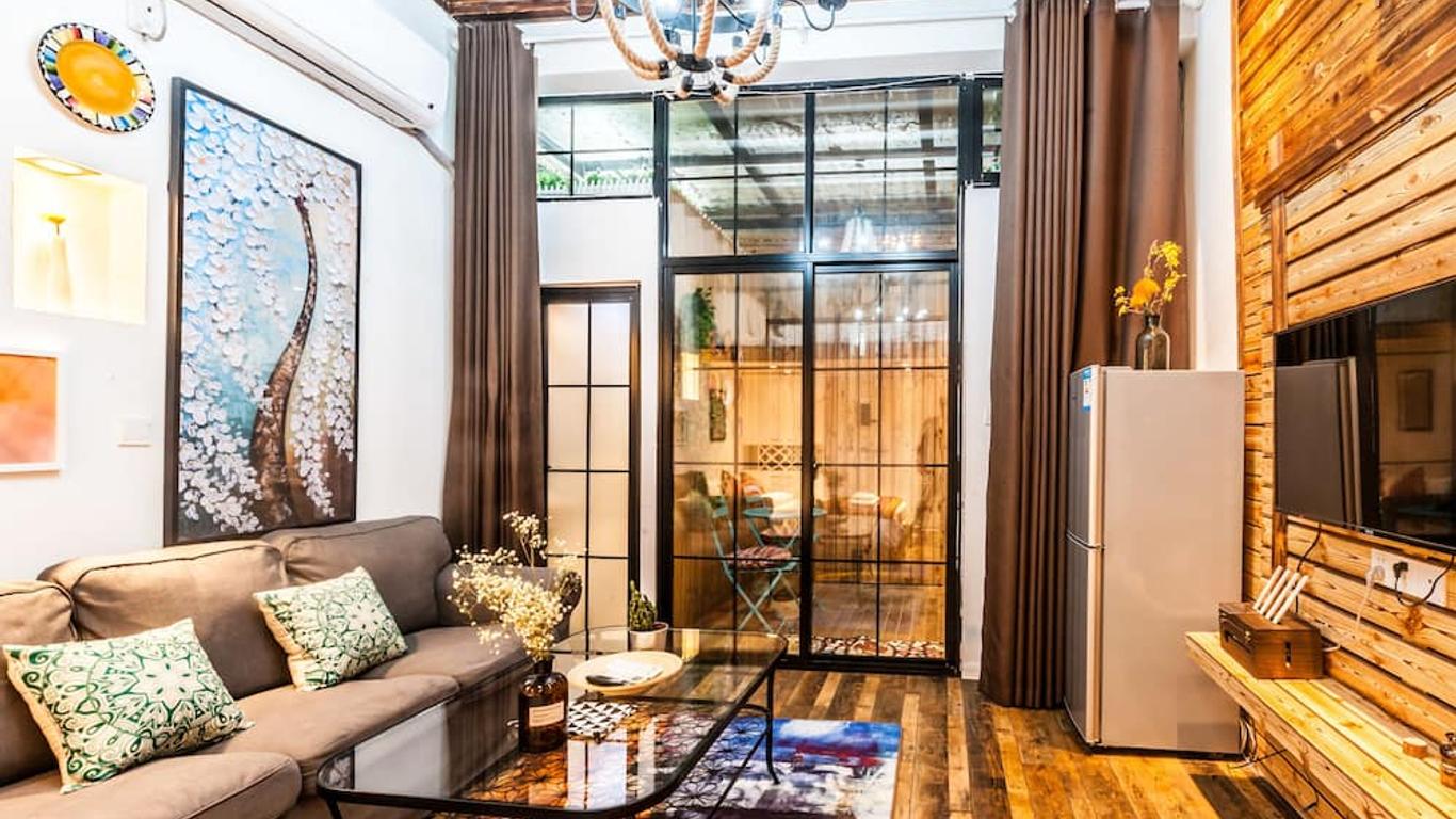 Qiyu Homestay - West Nanjing Road Branch