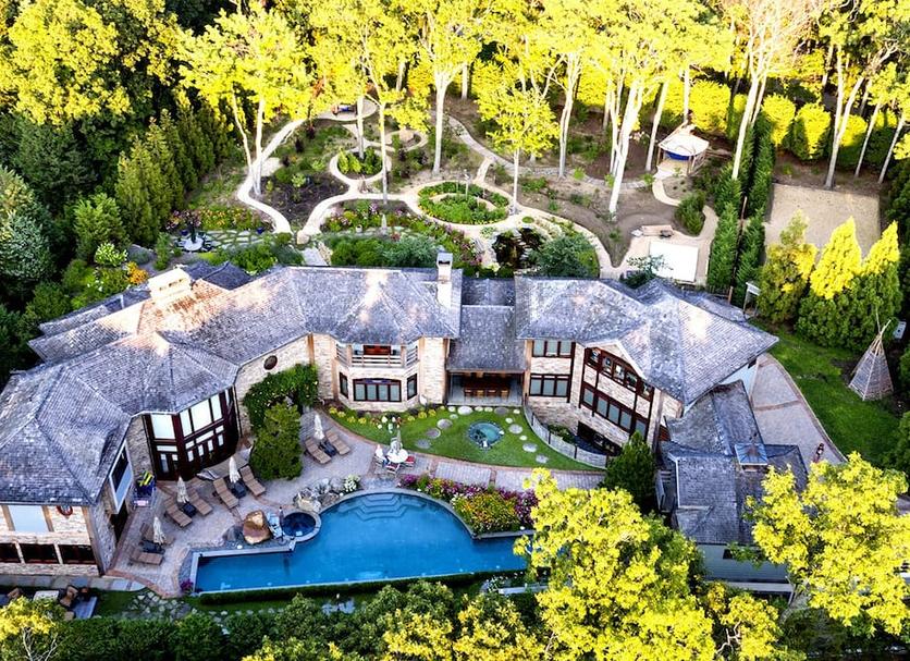 Outdoors view Photo