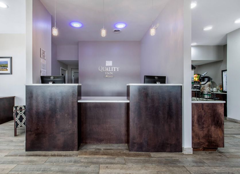 Front desk Photo