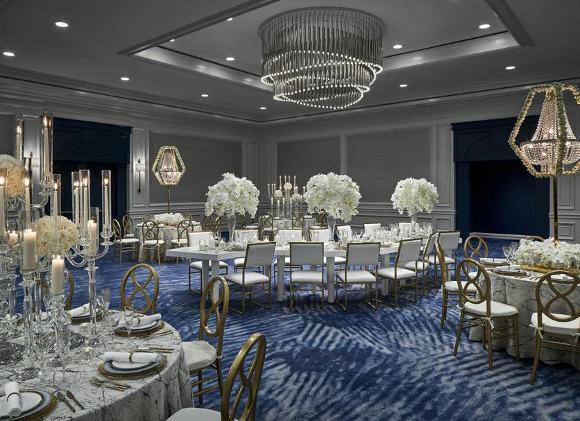 Banquet hall Photo
