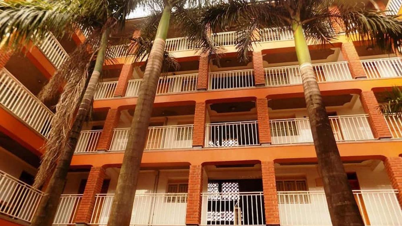 Palm Springs Hotel Masaka