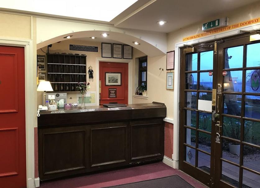 Front desk Photo