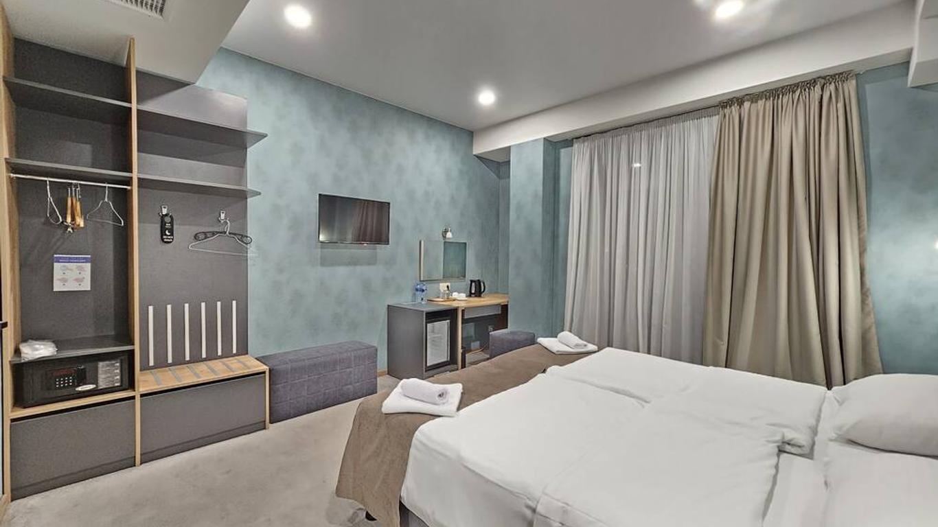 Brooch Boutique Hotel