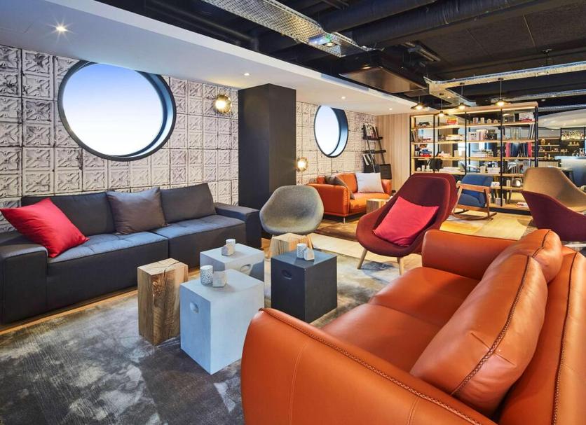 Lounge Photo