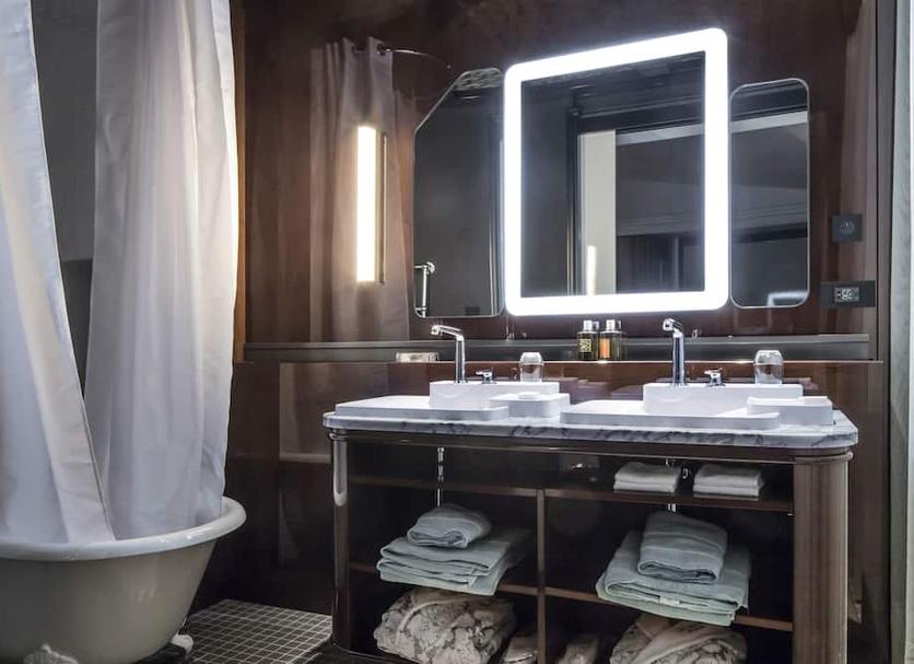 Bathroom Photo