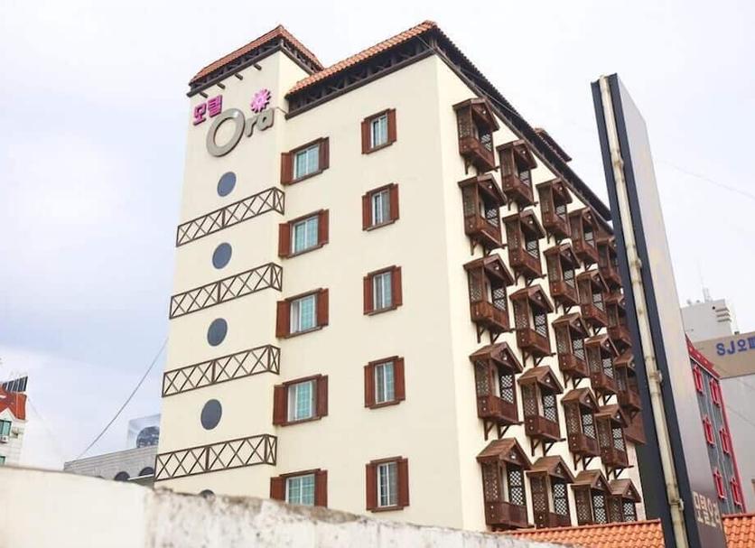 Building Photo
