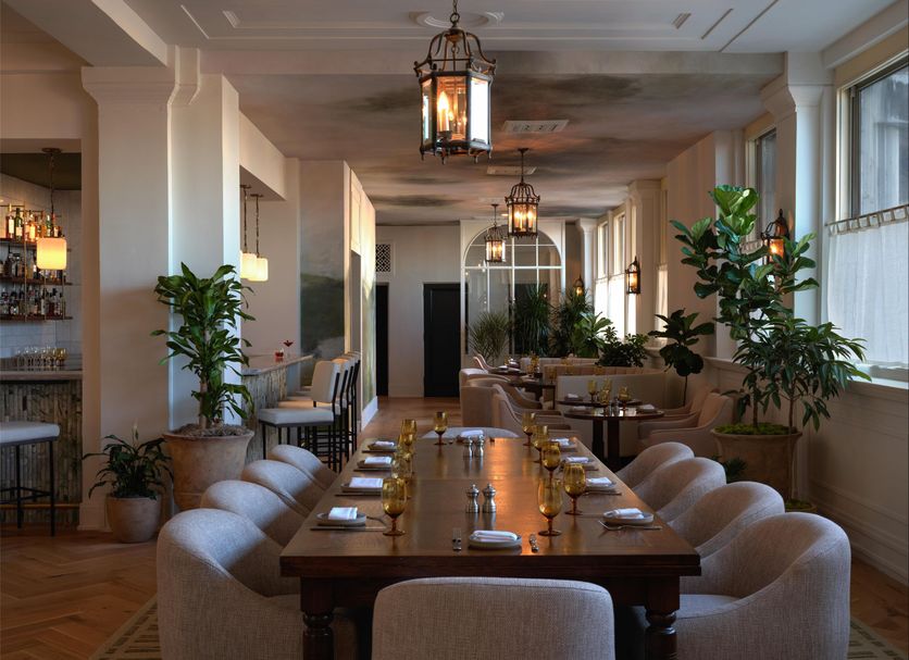 Restaurant Photo