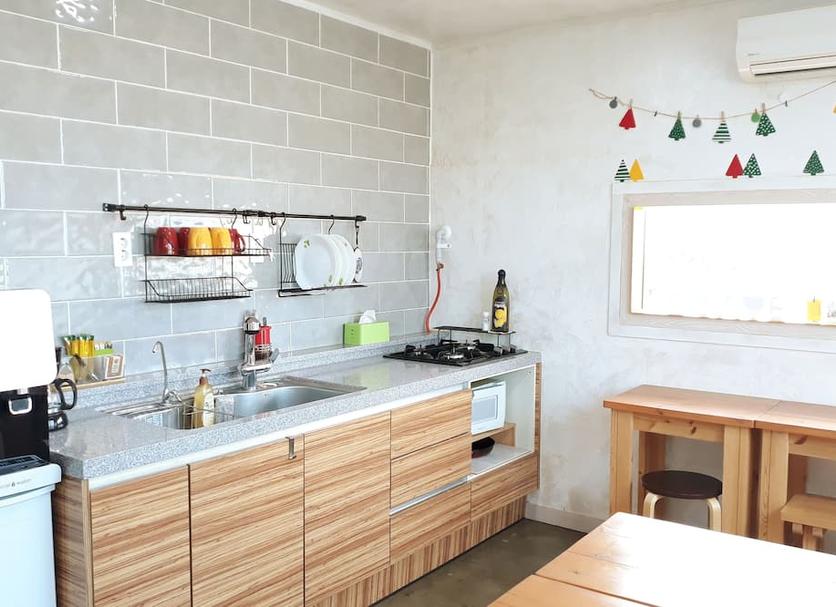 Kitchen Photo