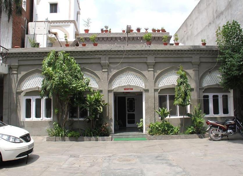 Building Photo