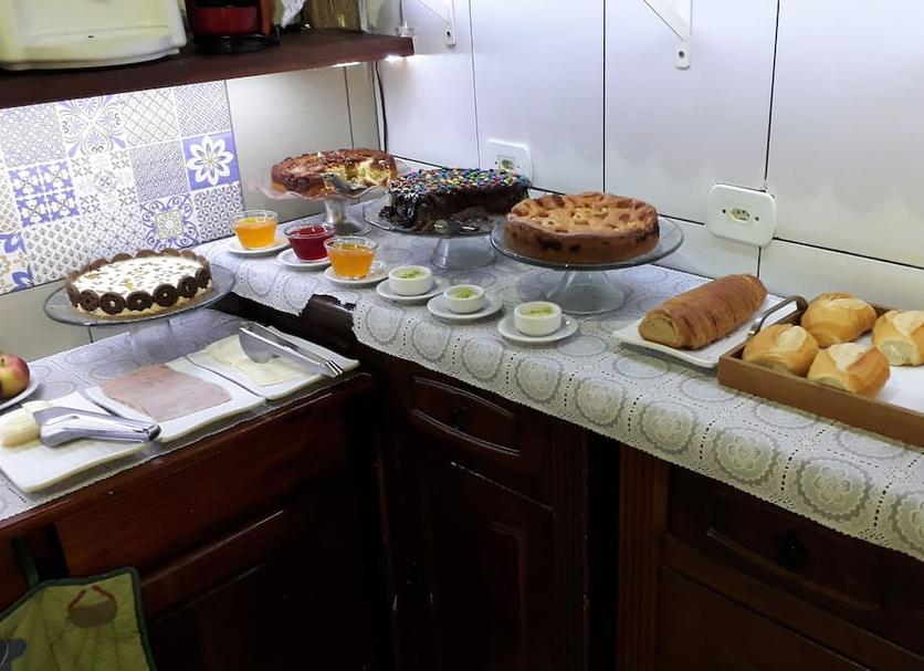 Buffet Photo