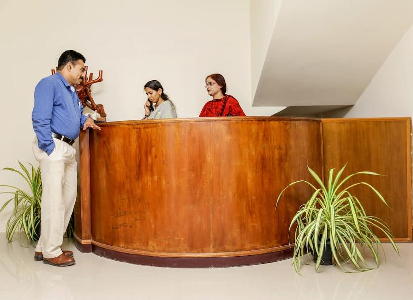 Front desk Photo