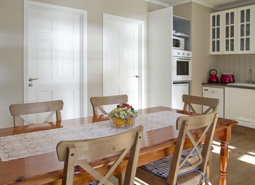 Dining room Photo