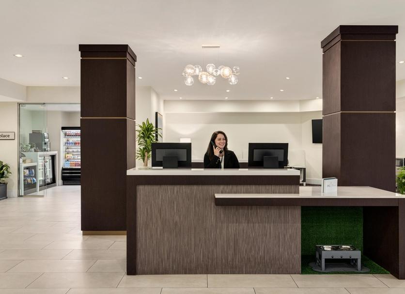 Front desk Photo