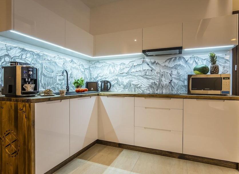 Kitchen Photo
