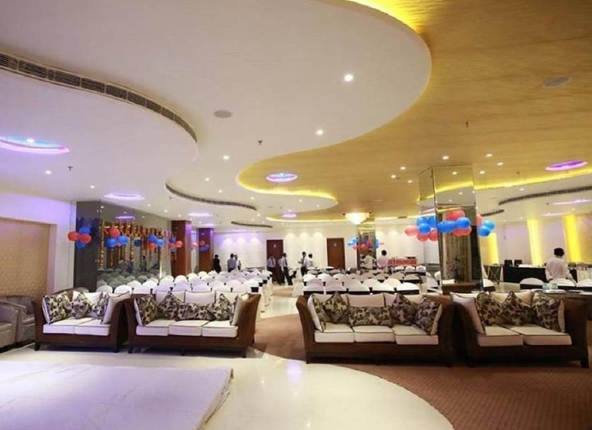 Banquet hall Photo