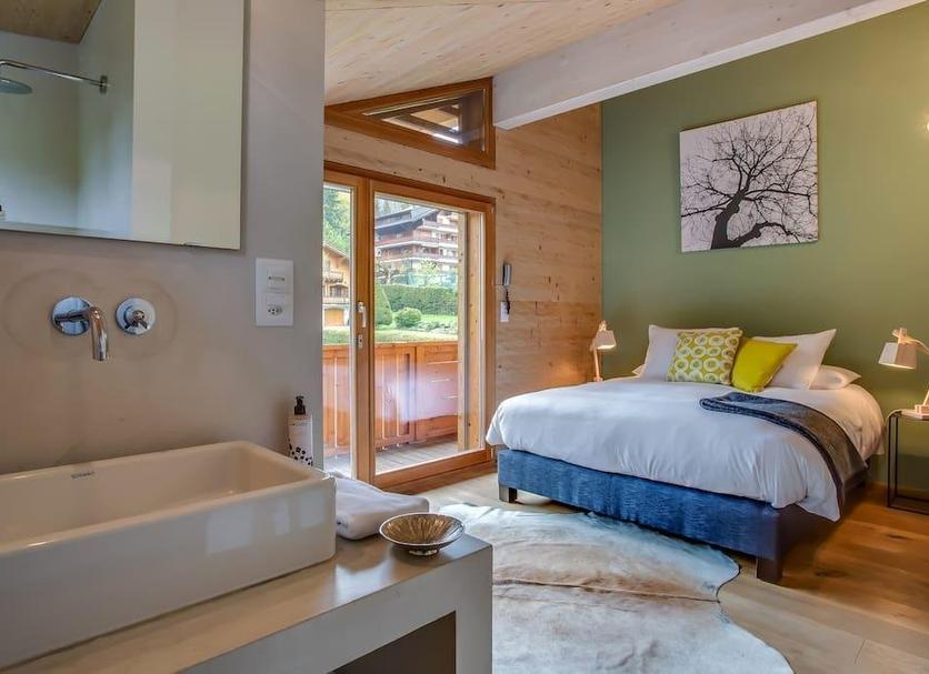 Bedroom Photo