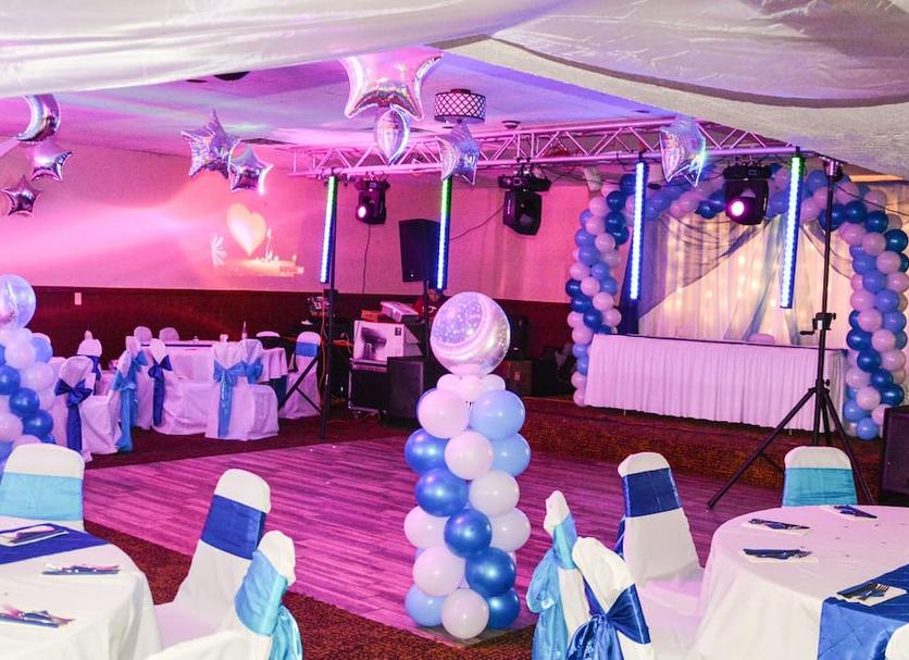 Banquet hall Photo