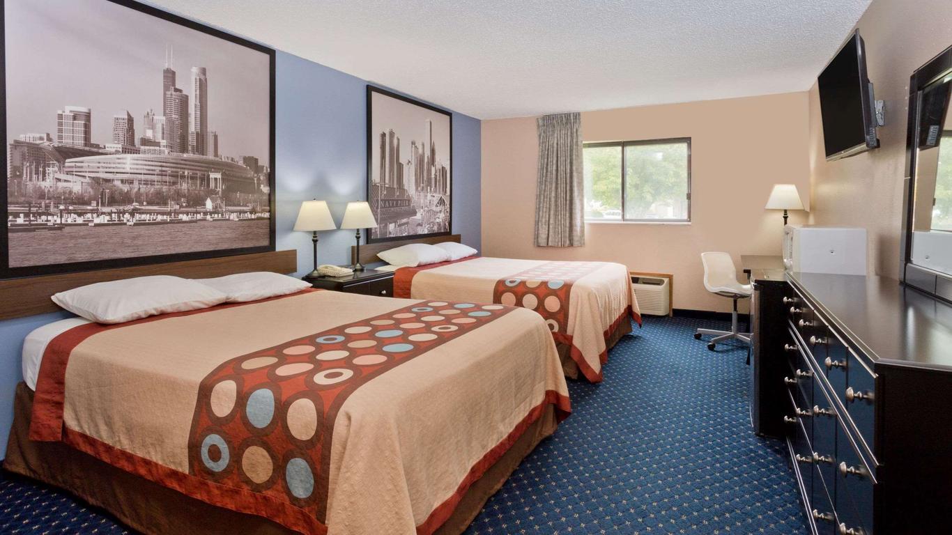 Super 8 by Wyndham Rockford