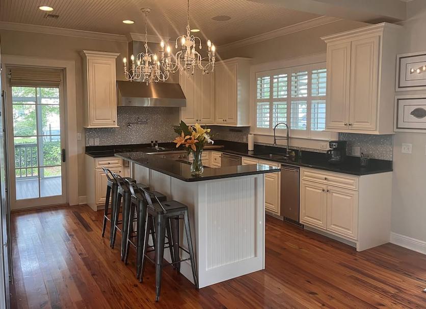 Kitchen Photo