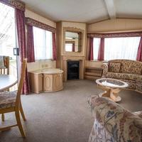 6 berth caravan in Hunstanton, ideal for seaside holidays ref 13004L