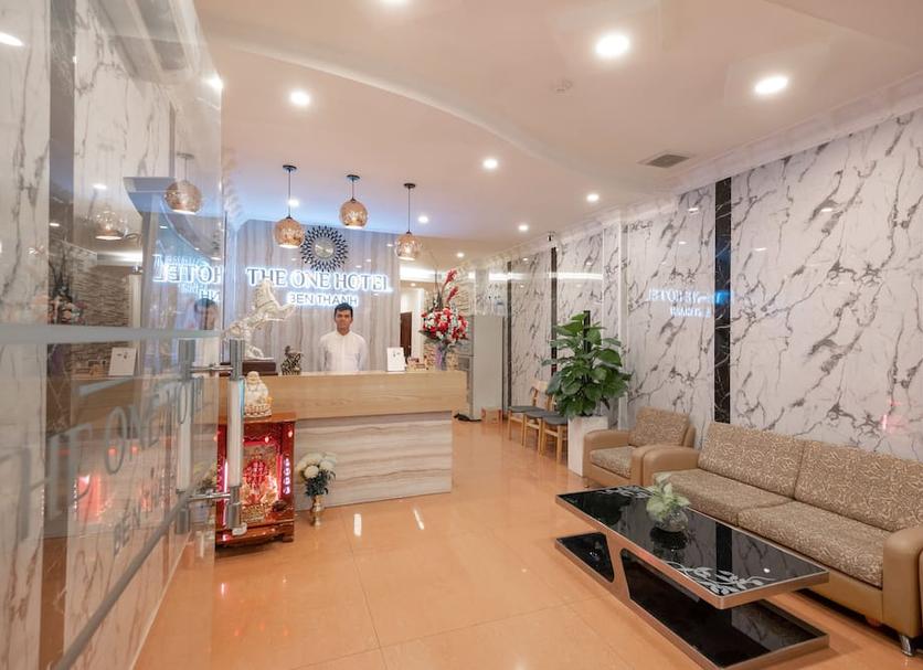 Front desk Photo