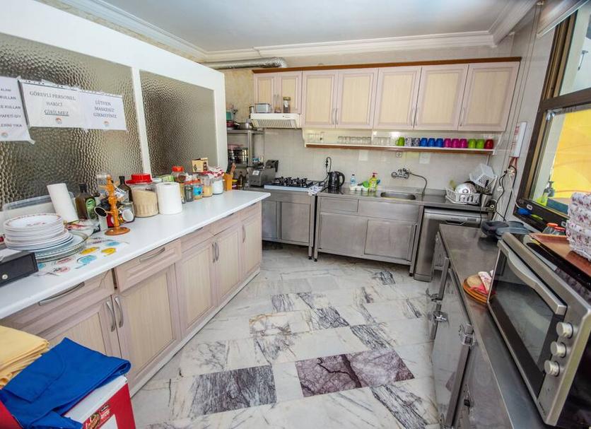 Kitchen Photo