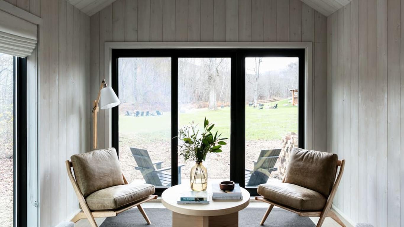 Tälta Lodge, a Bluebird by Lark