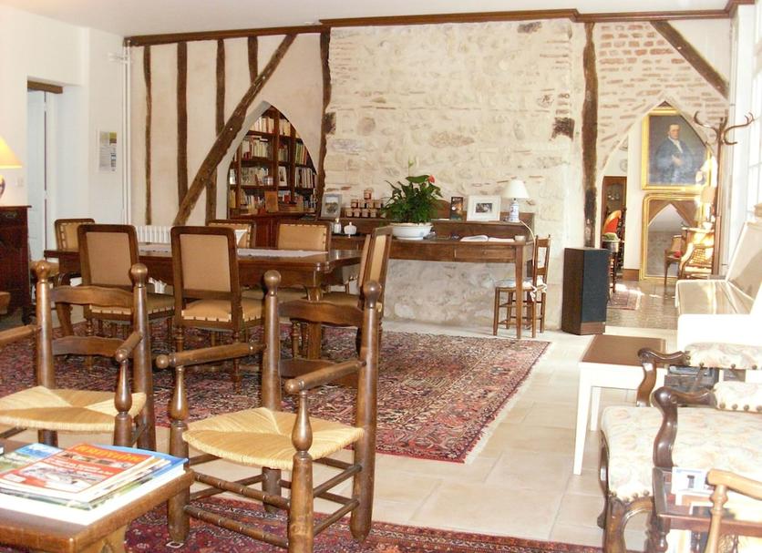 Dining room Photo