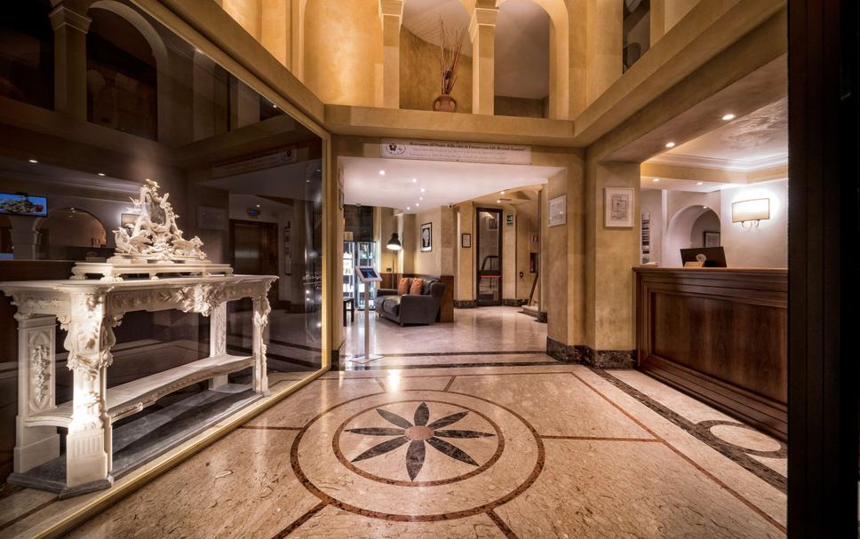 B&B Hotel Firenze Pitti Palace al Ponte Vecchio from $86. Florence Hotel Deals & Reviews - KAYAK