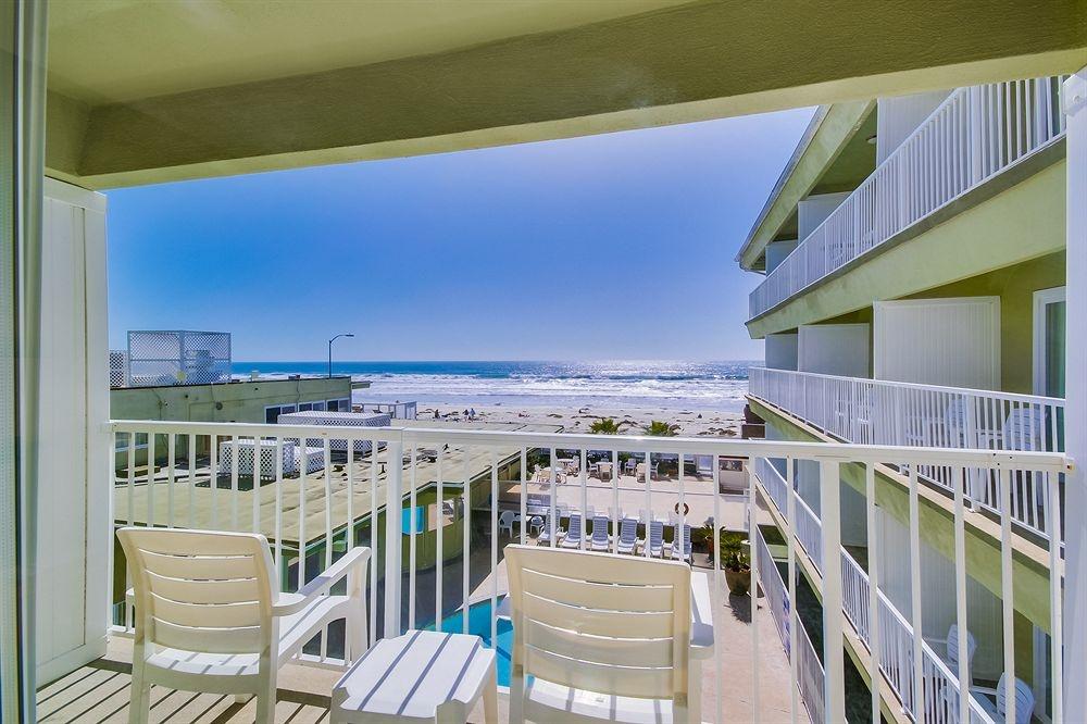 Surfer hotel hotsell