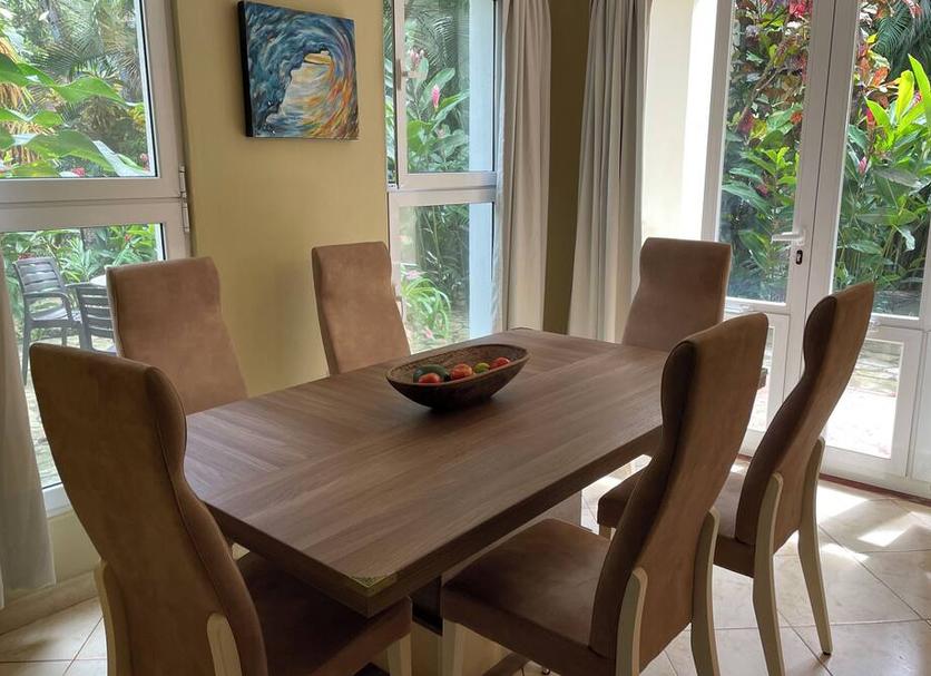 Dining room Photo