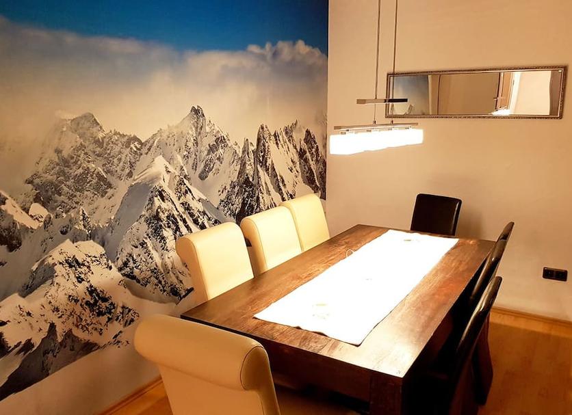 Dining room Photo