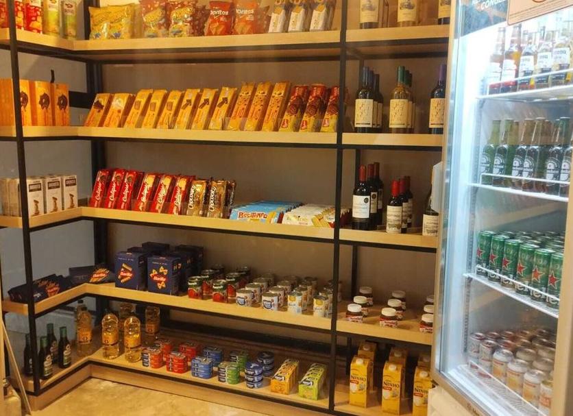 Shop Photo