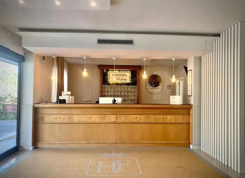 Front desk Photo