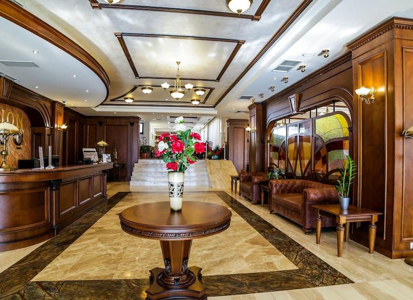 Front desk Photo