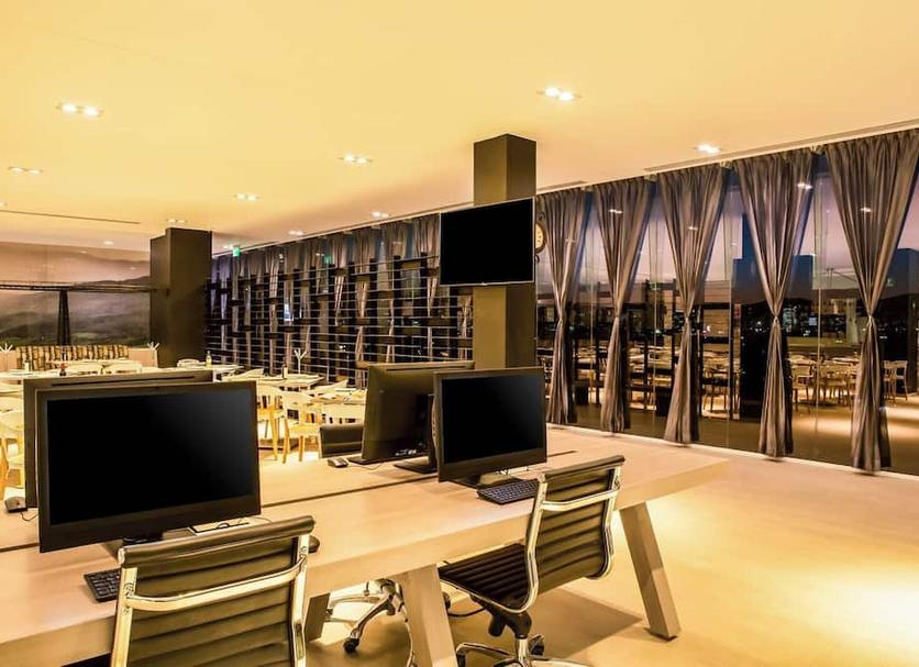 Business center Photo